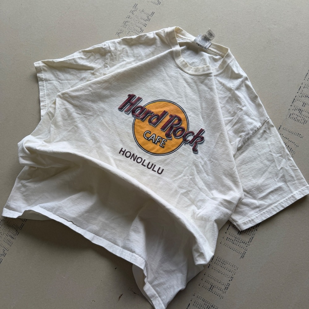 Vintage Hard Rock Cafe Honolulu T-shirt